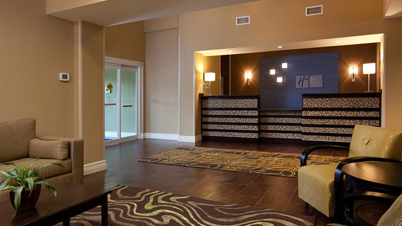 Holiday Inn Express & Suites Saint Augustine North