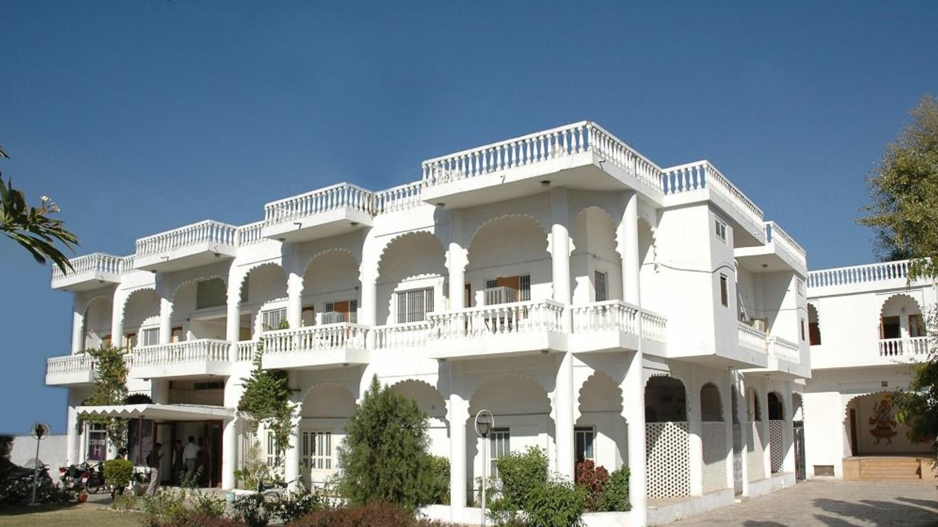 Hotel Saheli Palace