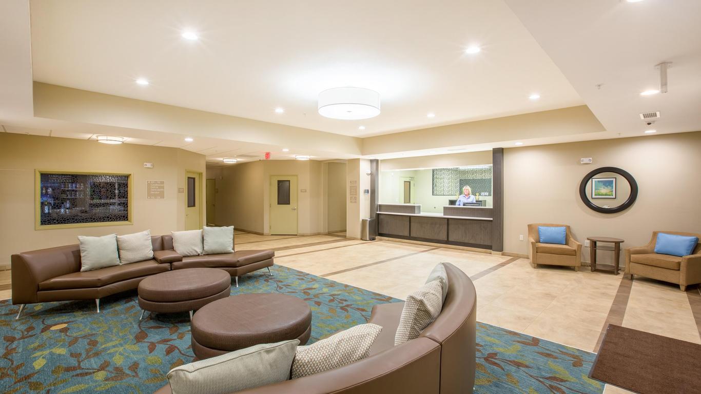 Candlewood Suites Omaha - Millard Area