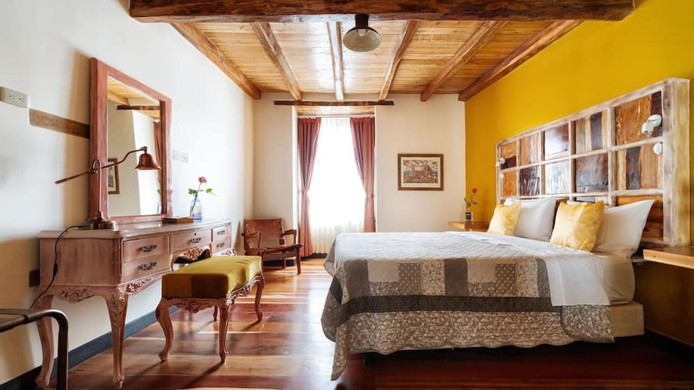 Old Town Quito Suites