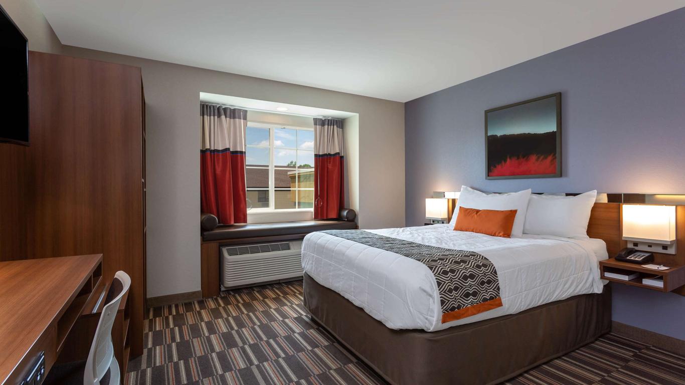 Microtel Inn & Suites by Wyndham Niagara Falls